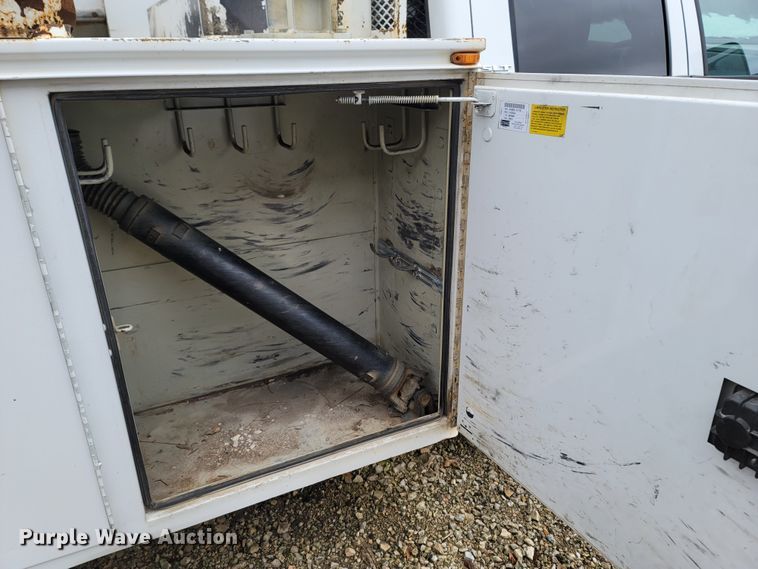 image for item LN9764 2010 Dodge Ram 5500  utility / service truck