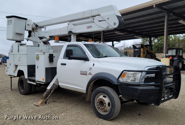 image for item LN9770 2014 Dodge Ram 5500HD  bucket truck