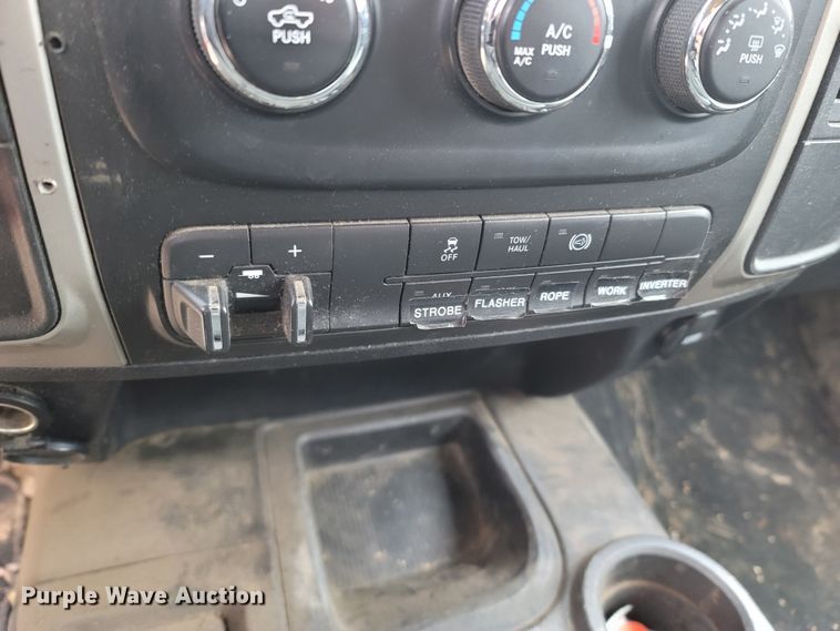 image for item LN9770 2014 Dodge Ram 5500HD  bucket truck