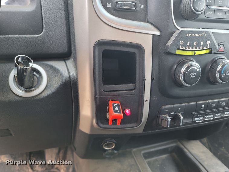 image for item LN9770 2014 Dodge Ram 5500HD  bucket truck