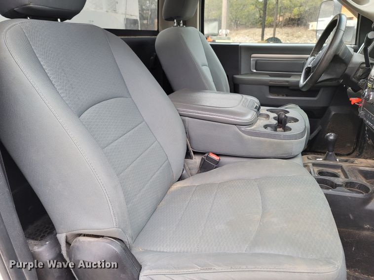 image for item LN9770 2014 Dodge Ram 5500HD  bucket truck