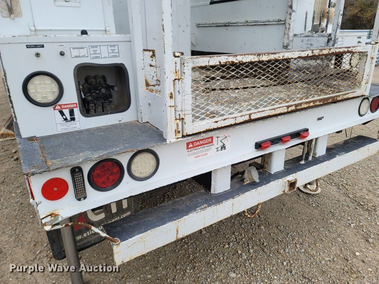 image for item LN9770 2014 Dodge Ram 5500HD  bucket truck