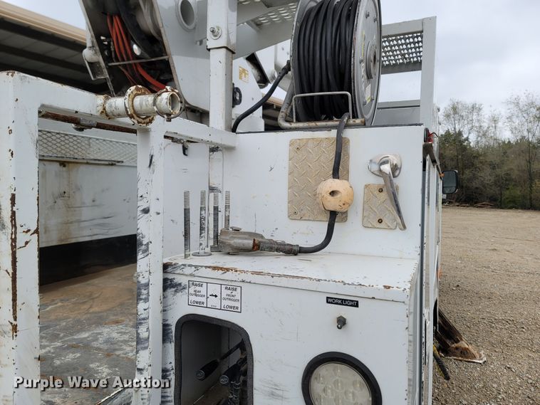 image for item LN9770 2014 Dodge Ram 5500HD  bucket truck