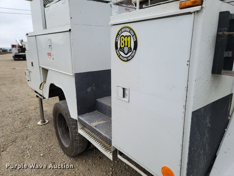 image for item LN9770 2014 Dodge Ram 5500HD  bucket truck