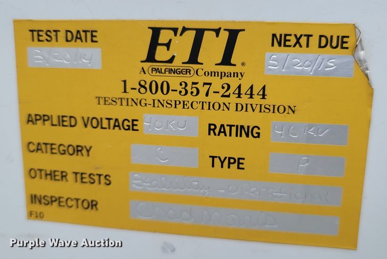 image for item LN9770 2014 Dodge Ram 5500HD  bucket truck