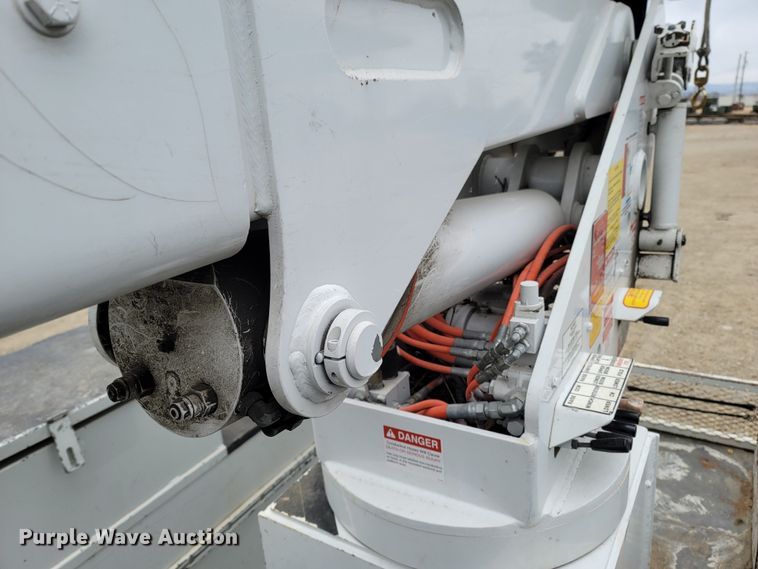 image for item LN9770 2014 Dodge Ram 5500HD  bucket truck