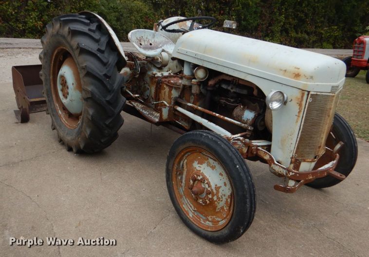 image for item LS9928 1950 Ferguson TO-20  tractor
