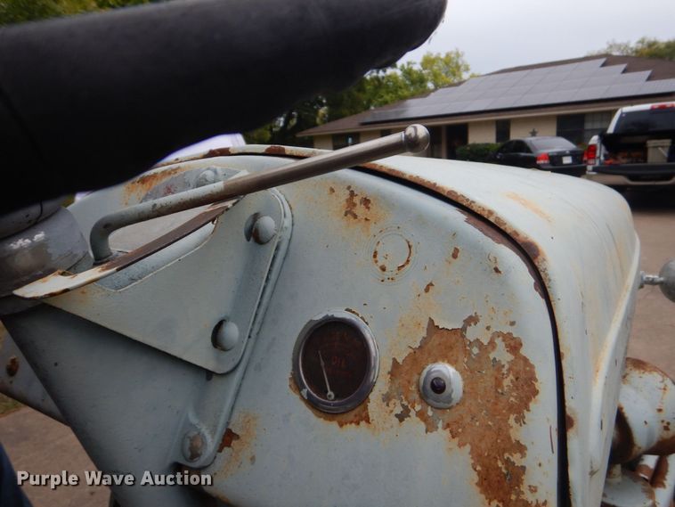 image for item LS9928 1950 Ferguson TO-20  tractor