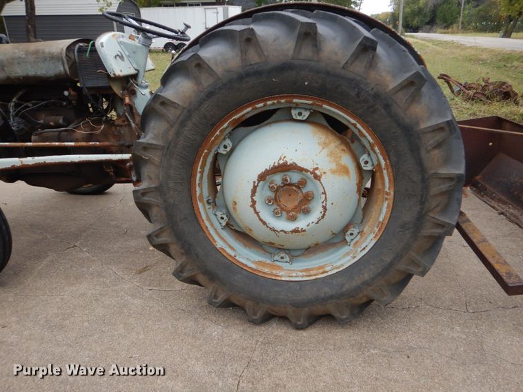 image for item LS9928 1950 Ferguson TO-20  tractor