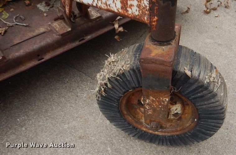 image for item LS9929 Kubota L175  tractor