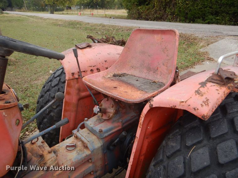 image for item LS9929 Kubota L175  tractor