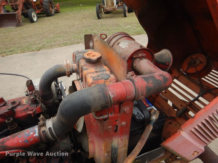 image for item LS9929 Kubota L175  tractor