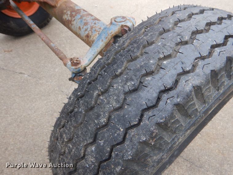 image for item LS9929 Kubota L175  tractor