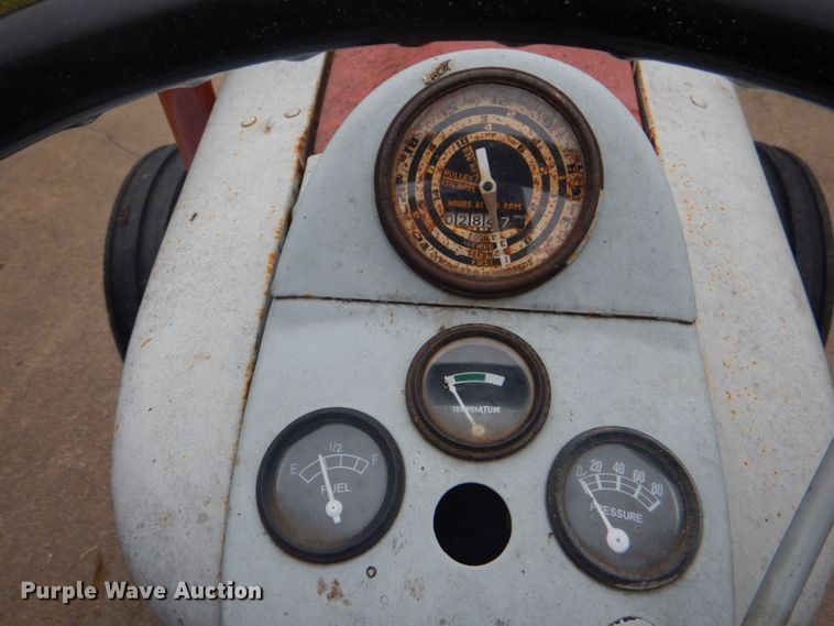 image for item LS9931 Ford 841  tractor