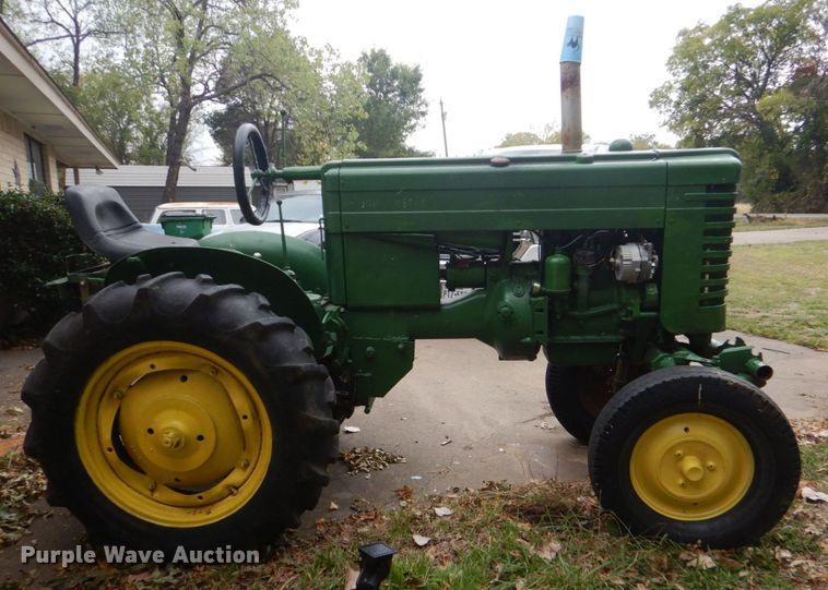 image for item LS9932 1949 John Deere M  tractor