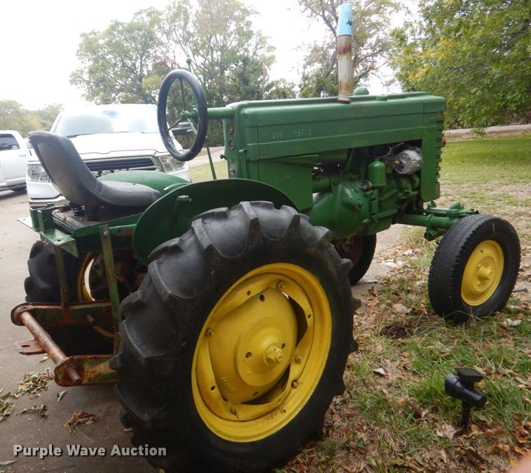 image for item LS9932 1949 John Deere M  tractor