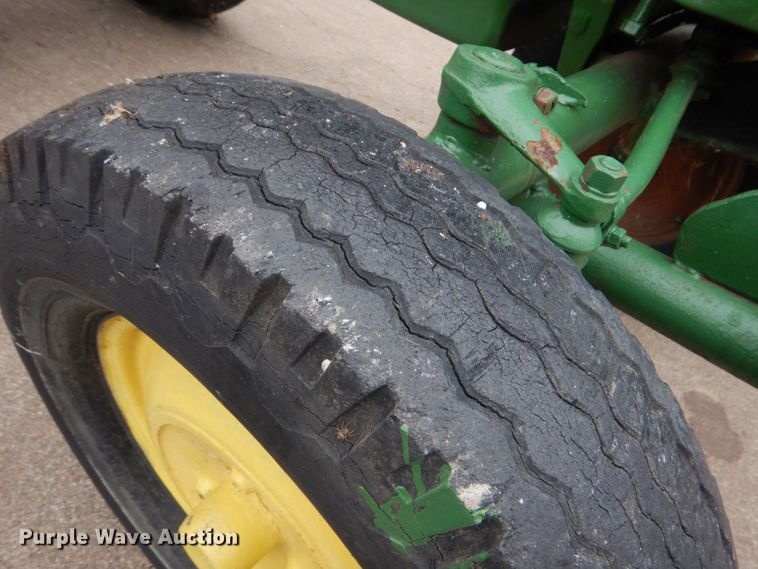 image for item LS9932 1949 John Deere M  tractor