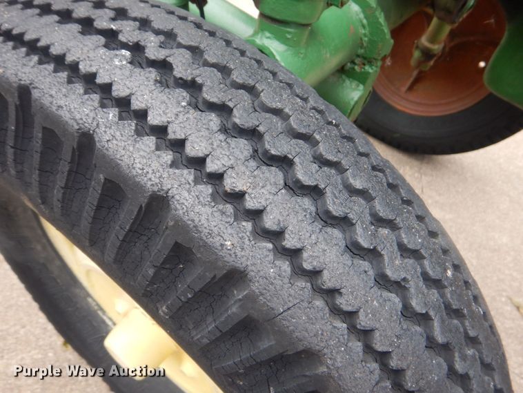 image for item LS9932 1949 John Deere M  tractor