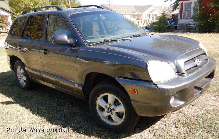 image for item LU9656 2005 Hyundai Santa Fe  SUV