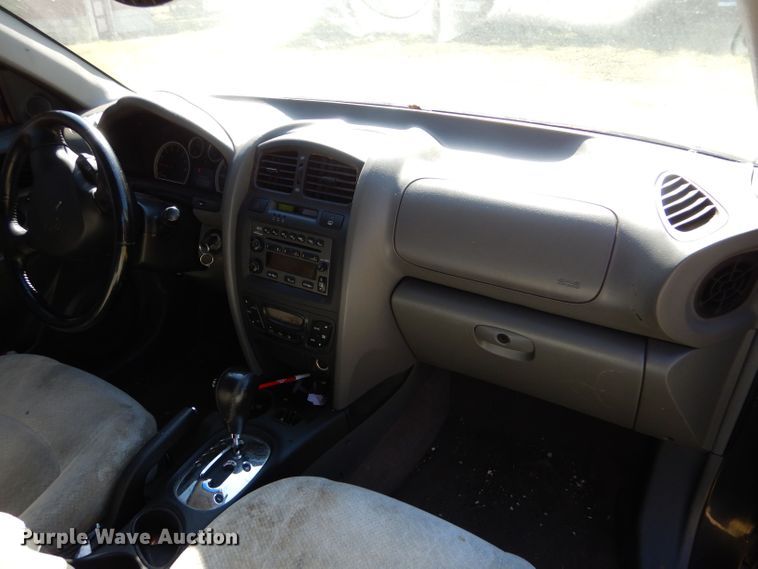 image for item LU9656 2005 Hyundai Santa Fe  SUV