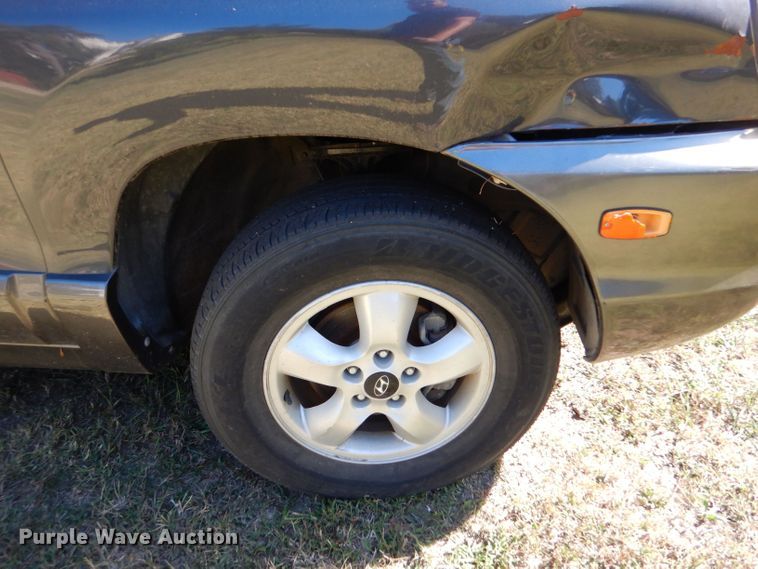 image for item LU9656 2005 Hyundai Santa Fe  SUV