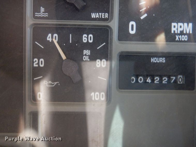 image for item LU9661 1996 International 3800  school bus