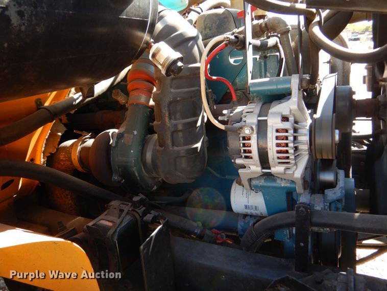 image for item LU9661 1996 International 3800  school bus