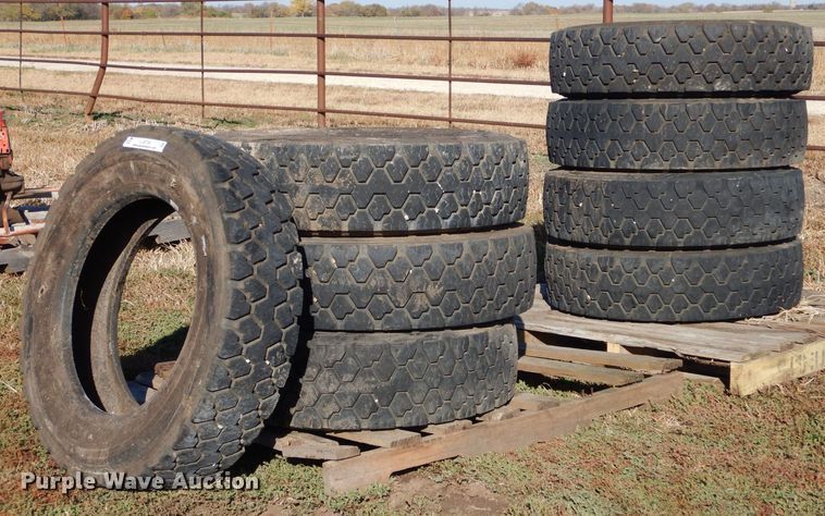 image for item LU9756 (8) Goodyear G124 225/70R19.5 tires