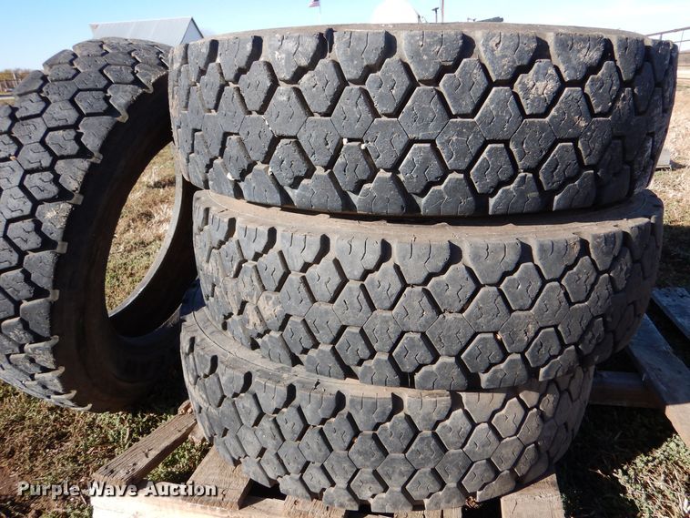 image for item LU9756 (8) Goodyear G124 225/70R19.5 tires