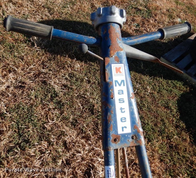 image for item LU9757 Koehring F46B4  power trowel