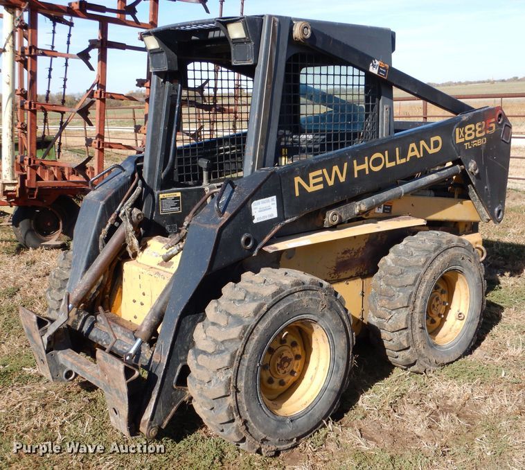 image for item LU9761 1995 New Holland LX885  skid steer loader