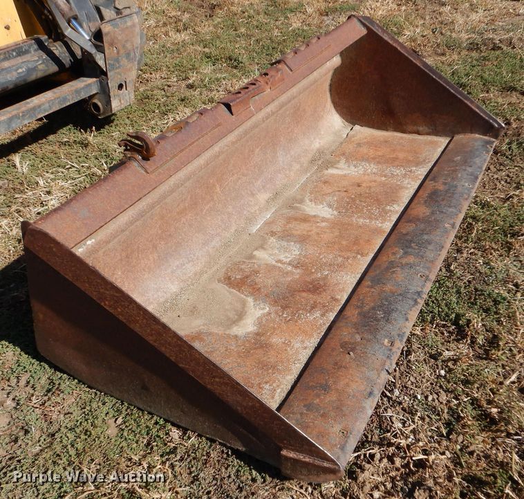 image for item LU9761 1995 New Holland LX885  skid steer loader