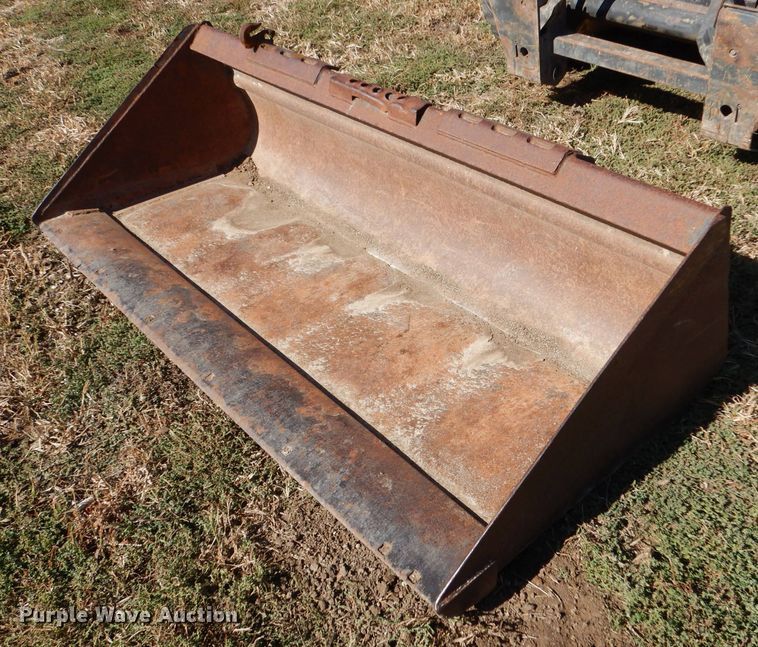 image for item LU9761 1995 New Holland LX885  skid steer loader