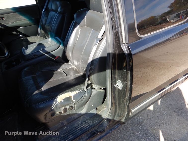 image for item LU9771 2000 Chevrolet Silverado 1500  Ext. Cab pickup truck