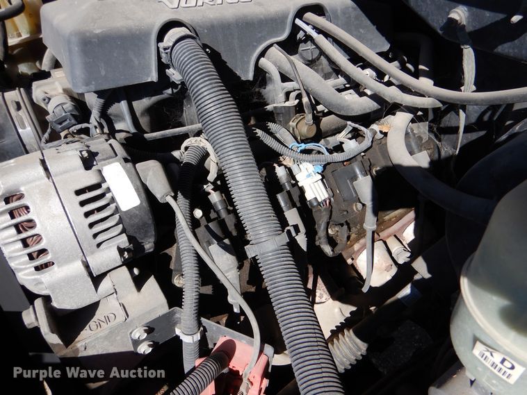 image for item LU9771 2000 Chevrolet Silverado 1500  Ext. Cab pickup truck