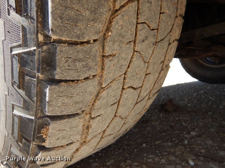 image for item LU9771 2000 Chevrolet Silverado 1500  Ext. Cab pickup truck