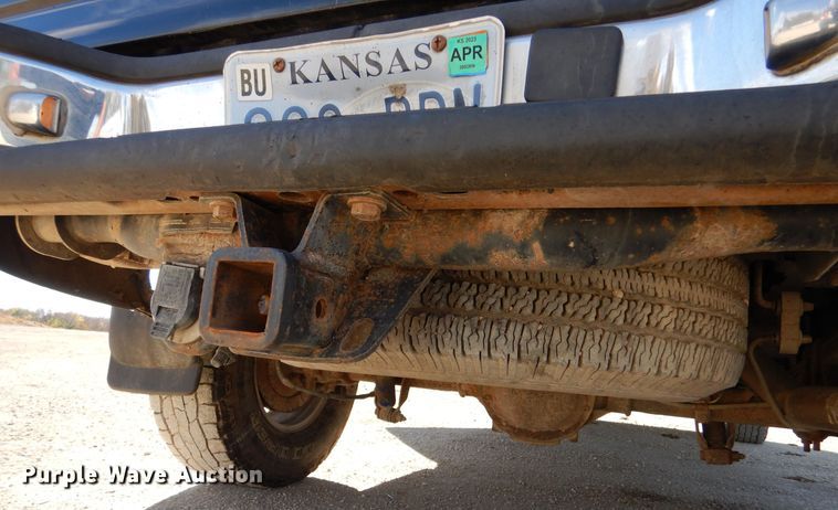 image for item LU9771 2000 Chevrolet Silverado 1500  Ext. Cab pickup truck