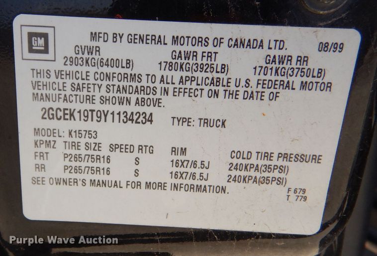 image for item LU9771 2000 Chevrolet Silverado 1500  Ext. Cab pickup truck