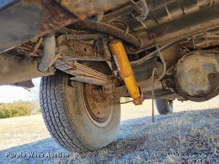 image for item LY9798 1988 Jeep Grand Wagoneer  SUV