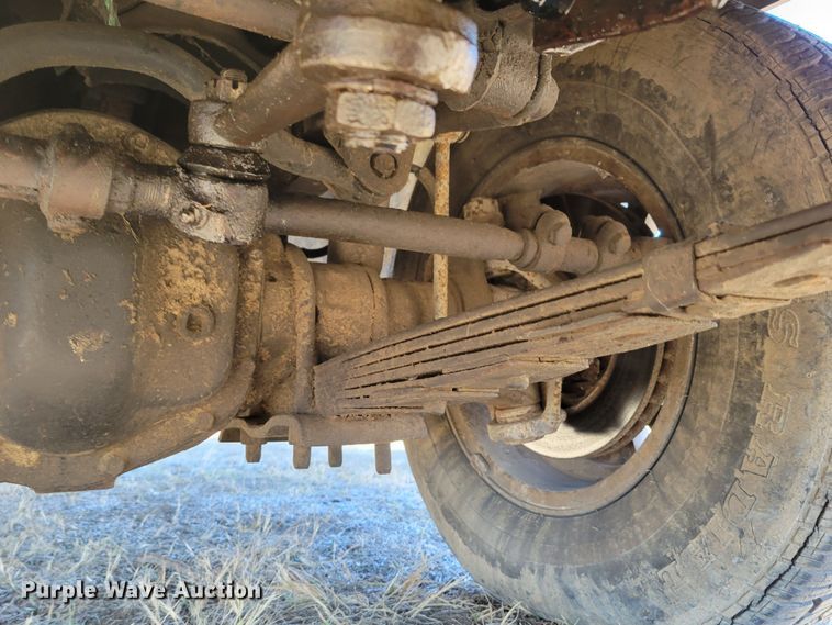 image for item LY9798 1988 Jeep Grand Wagoneer  SUV