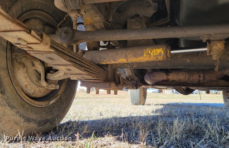 image for item LY9798 1988 Jeep Grand Wagoneer  SUV