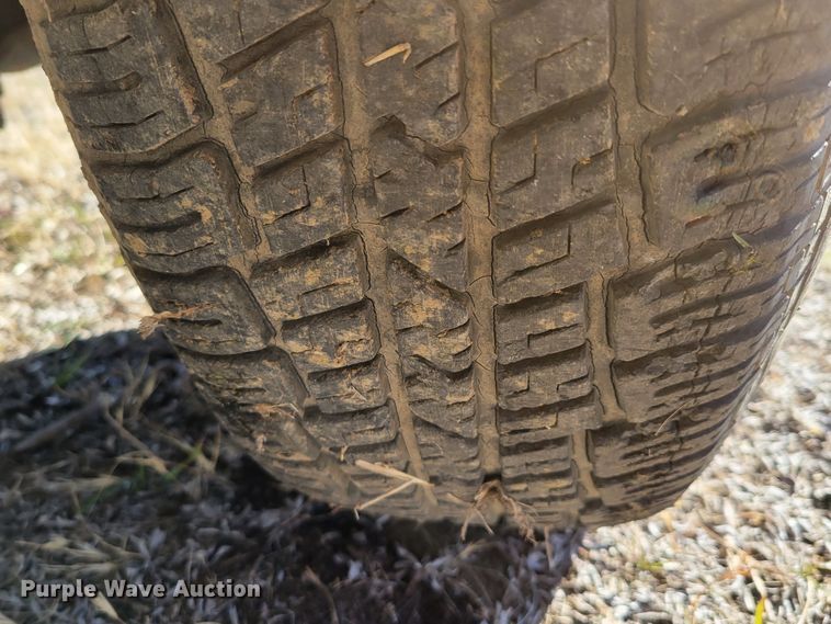 image for item LY9798 1988 Jeep Grand Wagoneer  SUV