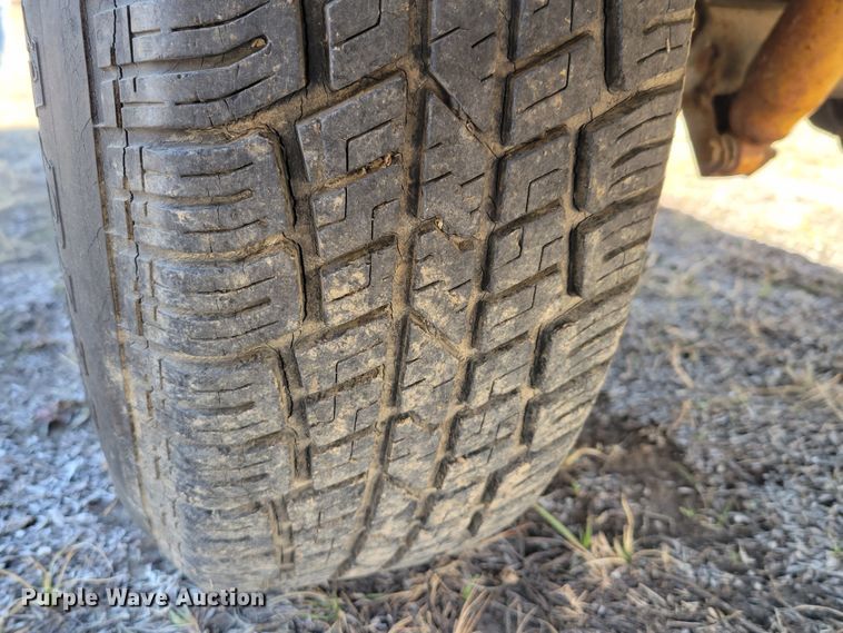 image for item LY9798 1988 Jeep Grand Wagoneer  SUV