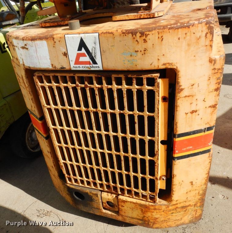 image for item MH9266 Allis Chalmers ACC-30  forklift