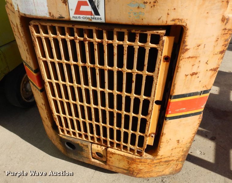 image for item MH9266 Allis Chalmers ACC-30  forklift