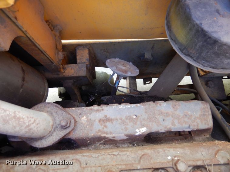 image for item MH9266 Allis Chalmers ACC-30  forklift