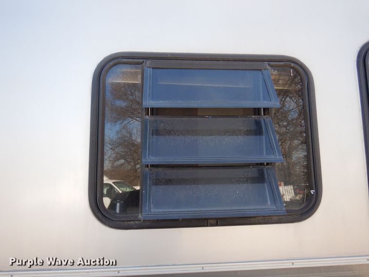 image for item MH9268 1989 Airstream  camper