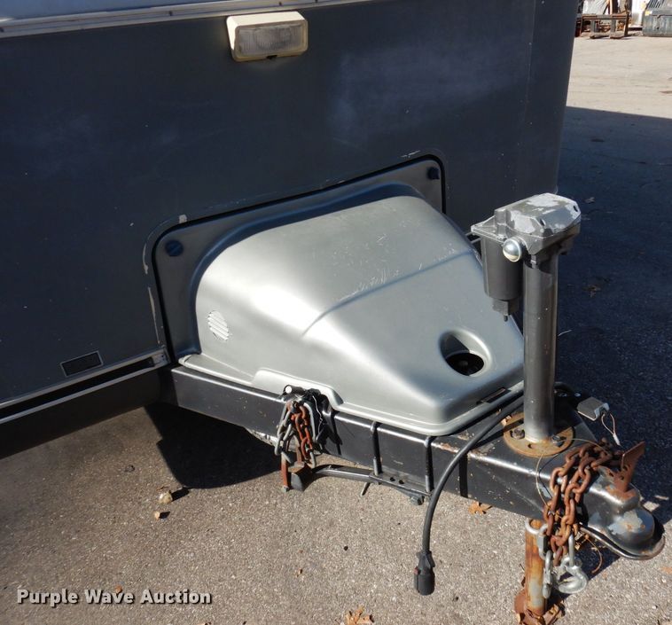 image for item MH9268 1989 Airstream  camper