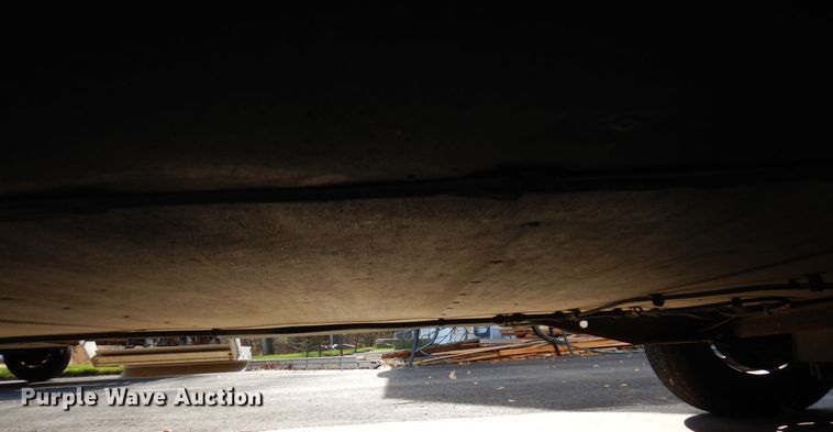 image for item MH9268 1989 Airstream  camper