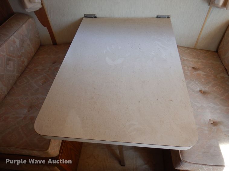 image for item MH9268 1989 Airstream  camper